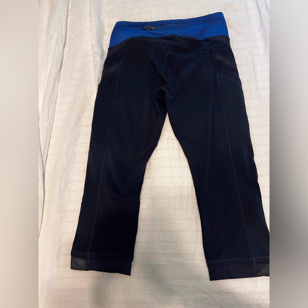 Lululemon - Picture 2 of 4